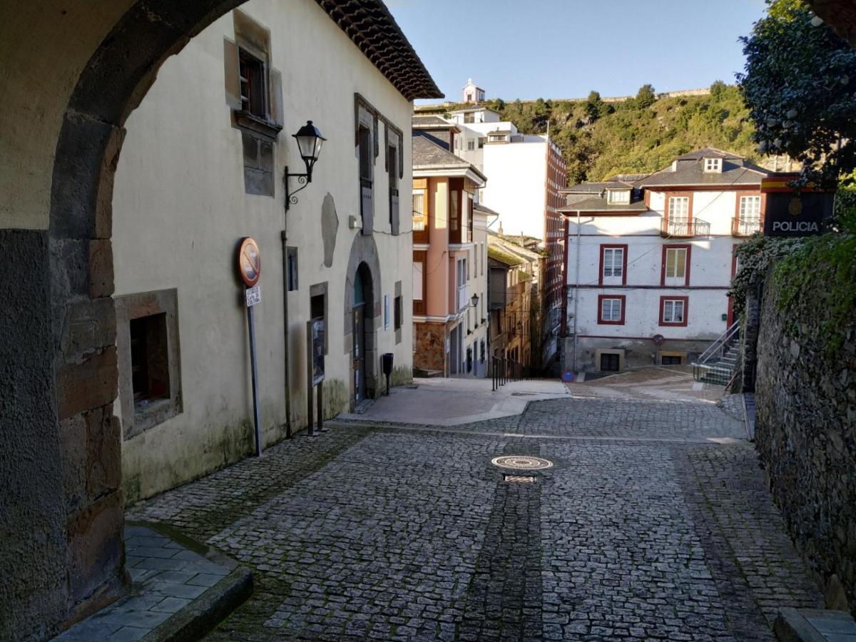 Calle Olavarrieta 16 Bajo Luarca Extérieur photo